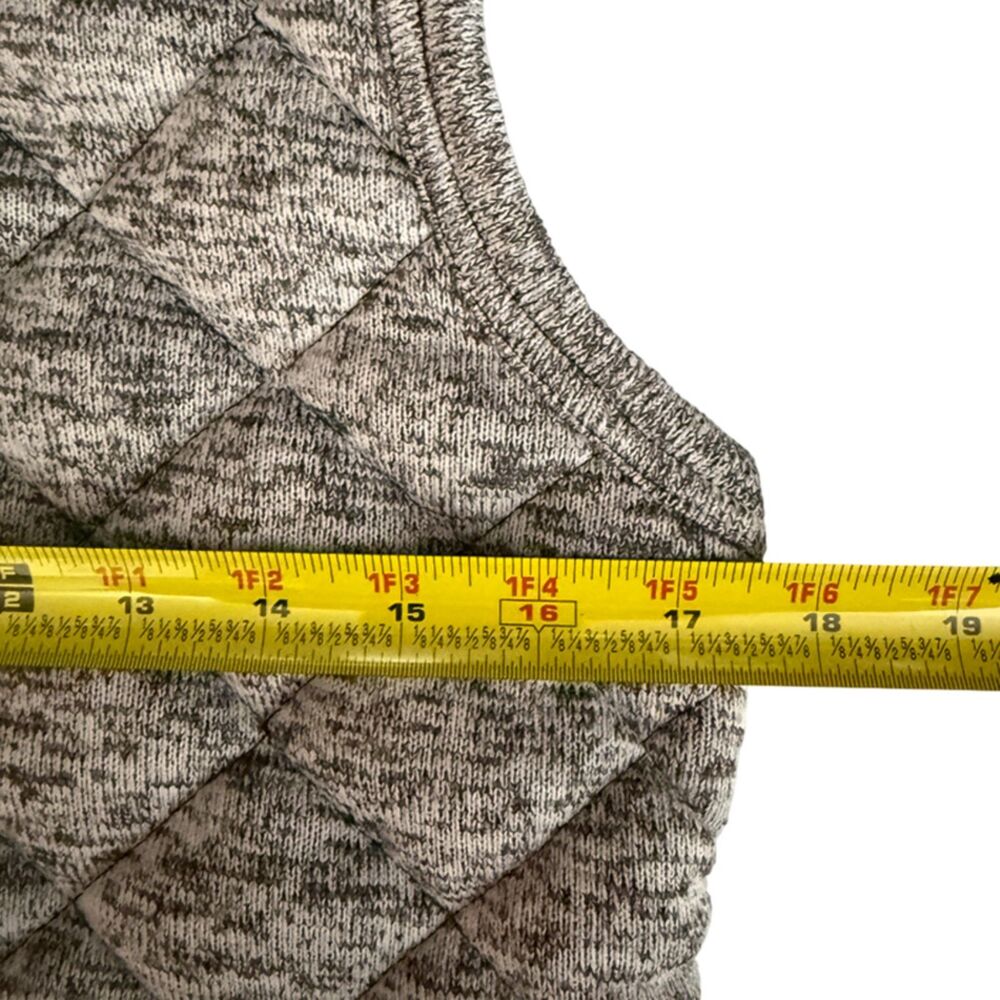 Thread & Supply Quilted Gray Zip Front Vest Size M - Picture 8 of 8